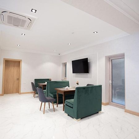 5 Wood Hotel & Spa Ташкент Екстериор снимка