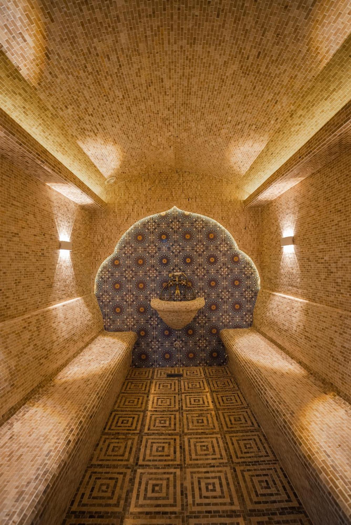 5 Wood Hotel & Spa Ташкент Екстериор снимка